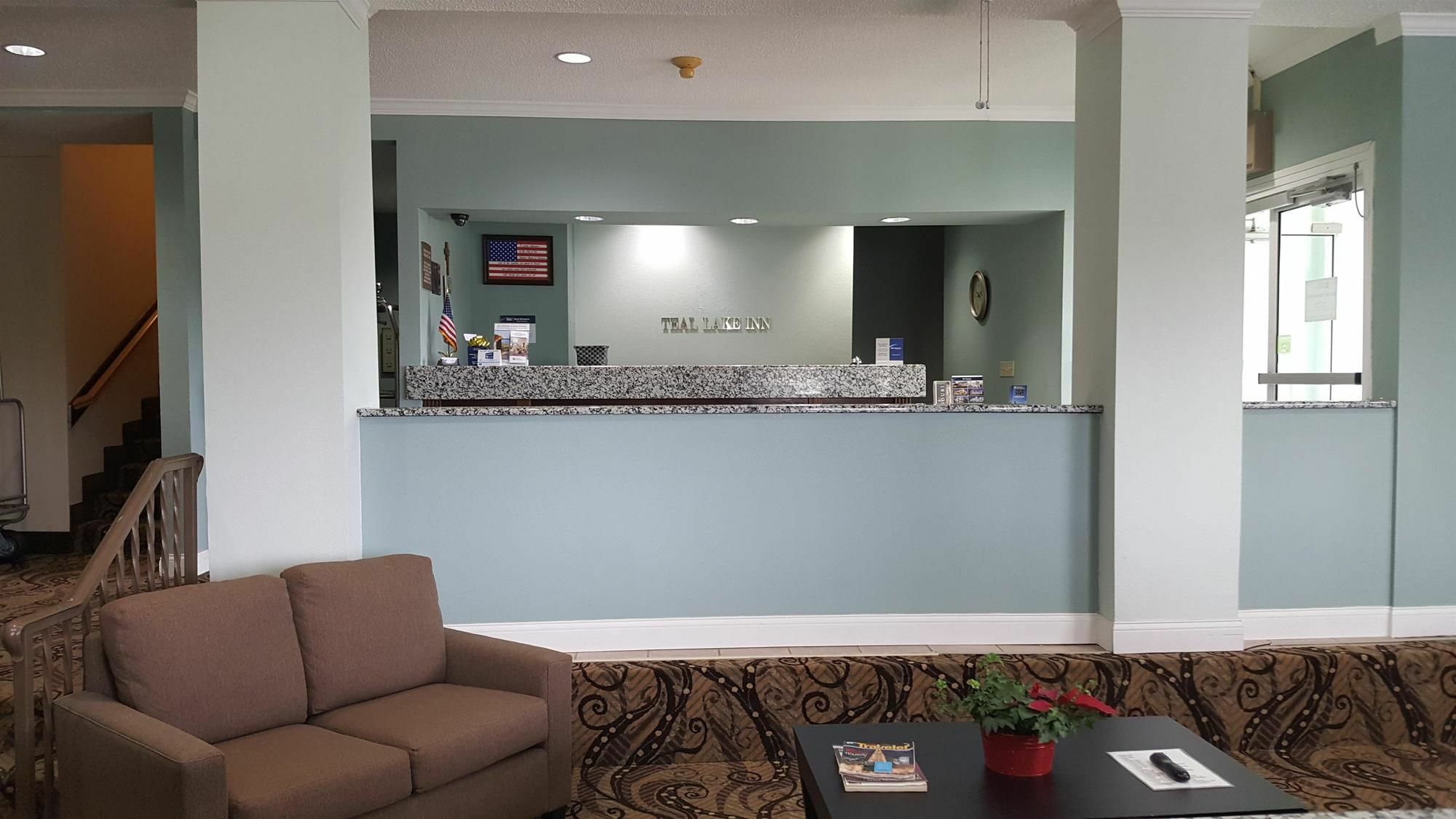 Best Western Teal Lake Inn Mexico Exterior photo